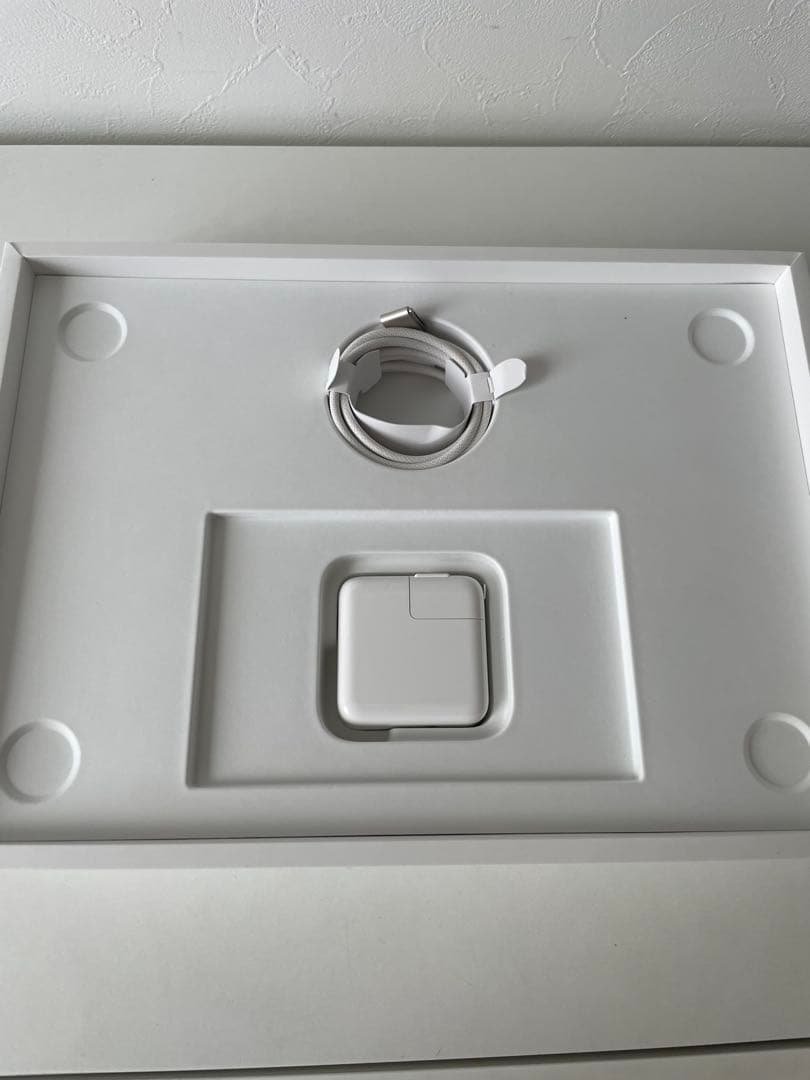 【ジャンク】美品 MacBook Air M2 8GB 256GB｜画面不良