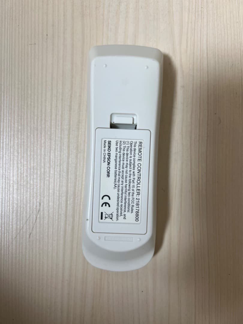 EPSON ホームプロジェクター フルHD 1080p 1060