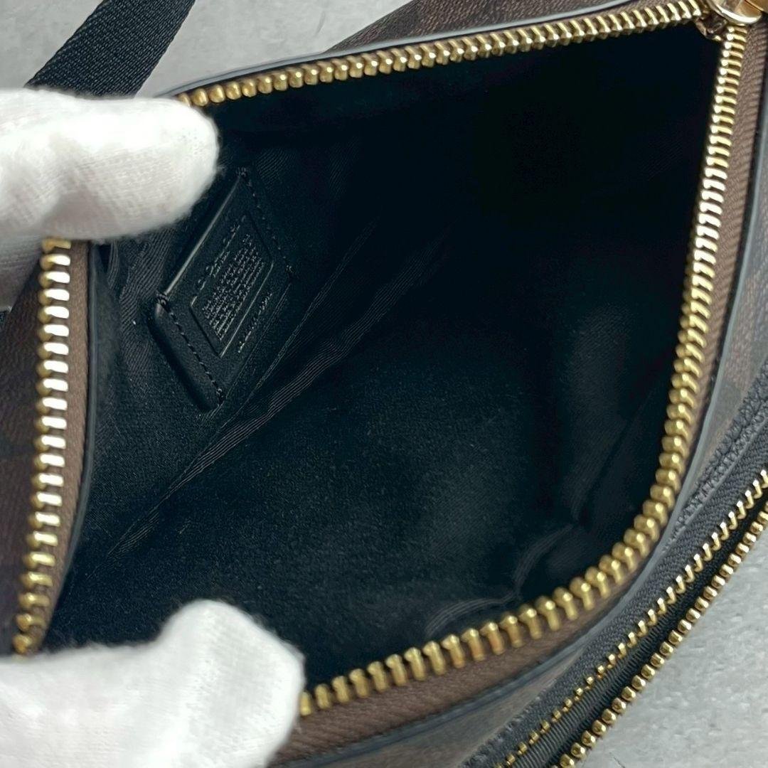 未使用 コーチ ボディバッグ レザー PVC ロゴ バイカラー ブラウン 黒