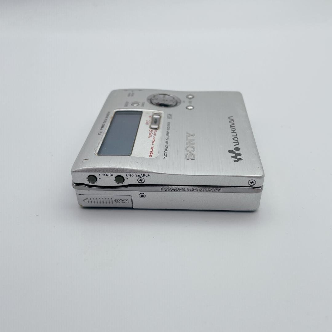 【美品】SONY 録音再生MDウォークマン MZ-R909 シルバー 動作品