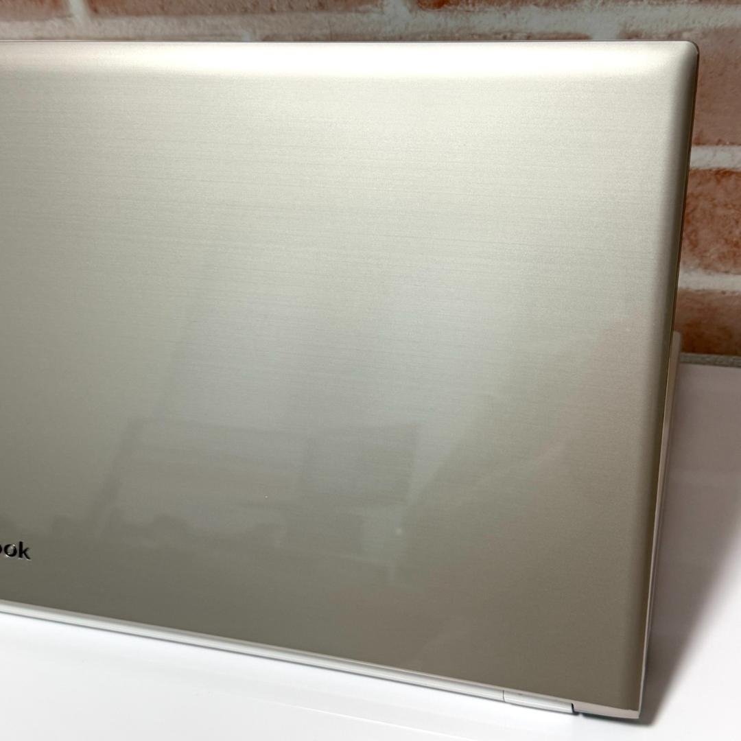 ★希少カラー★ ゴールド 美品 dynabook 第８世代i5 テンキー G17