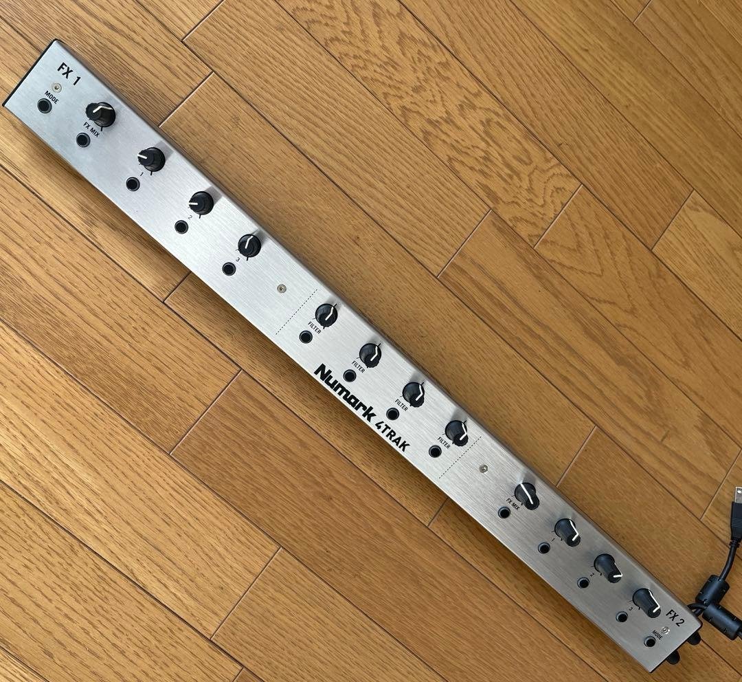 ③激レア　Numark ヌマーク4TRAK DJコントローラー