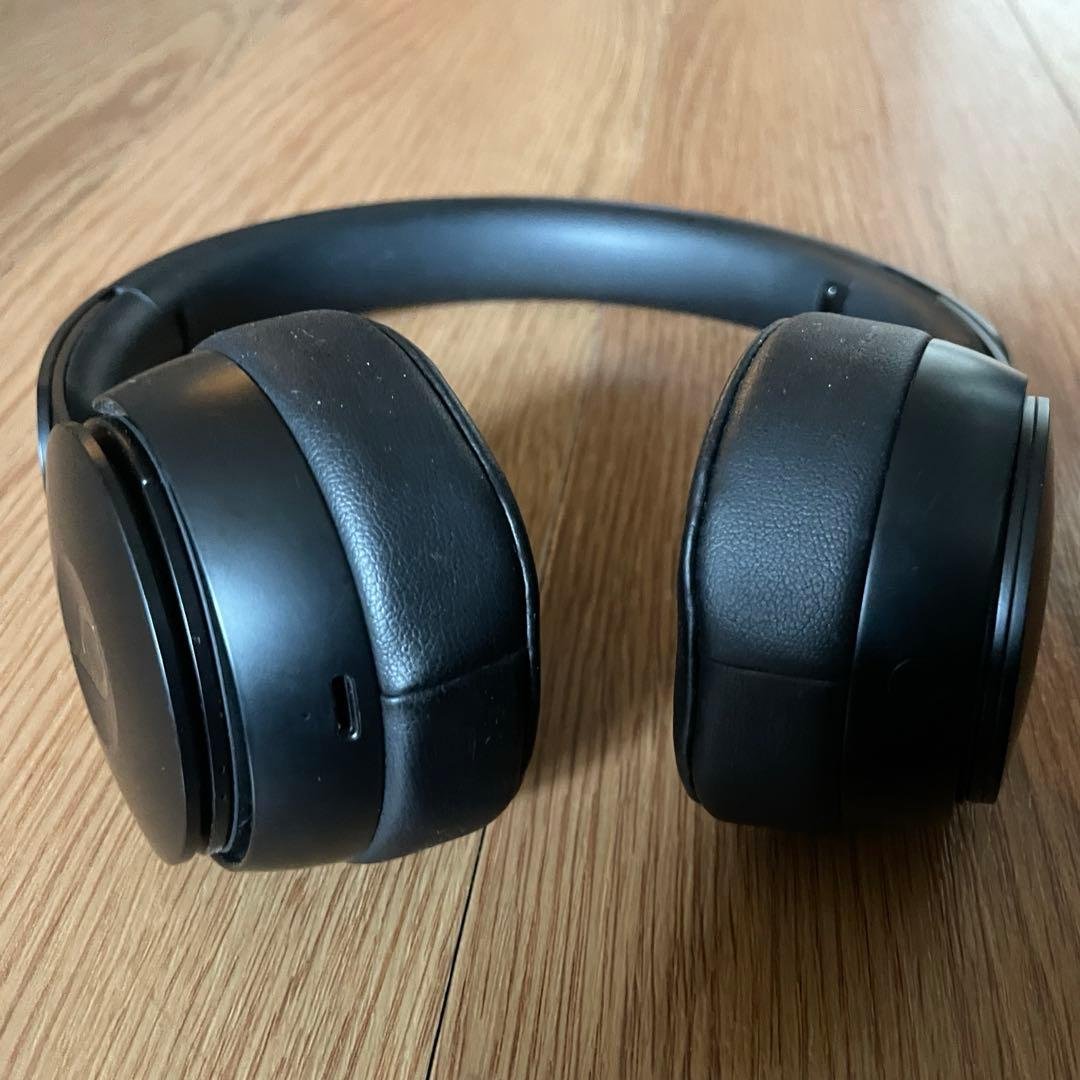 Beats Solo Pro ワイヤレスヘッドホン ブラック