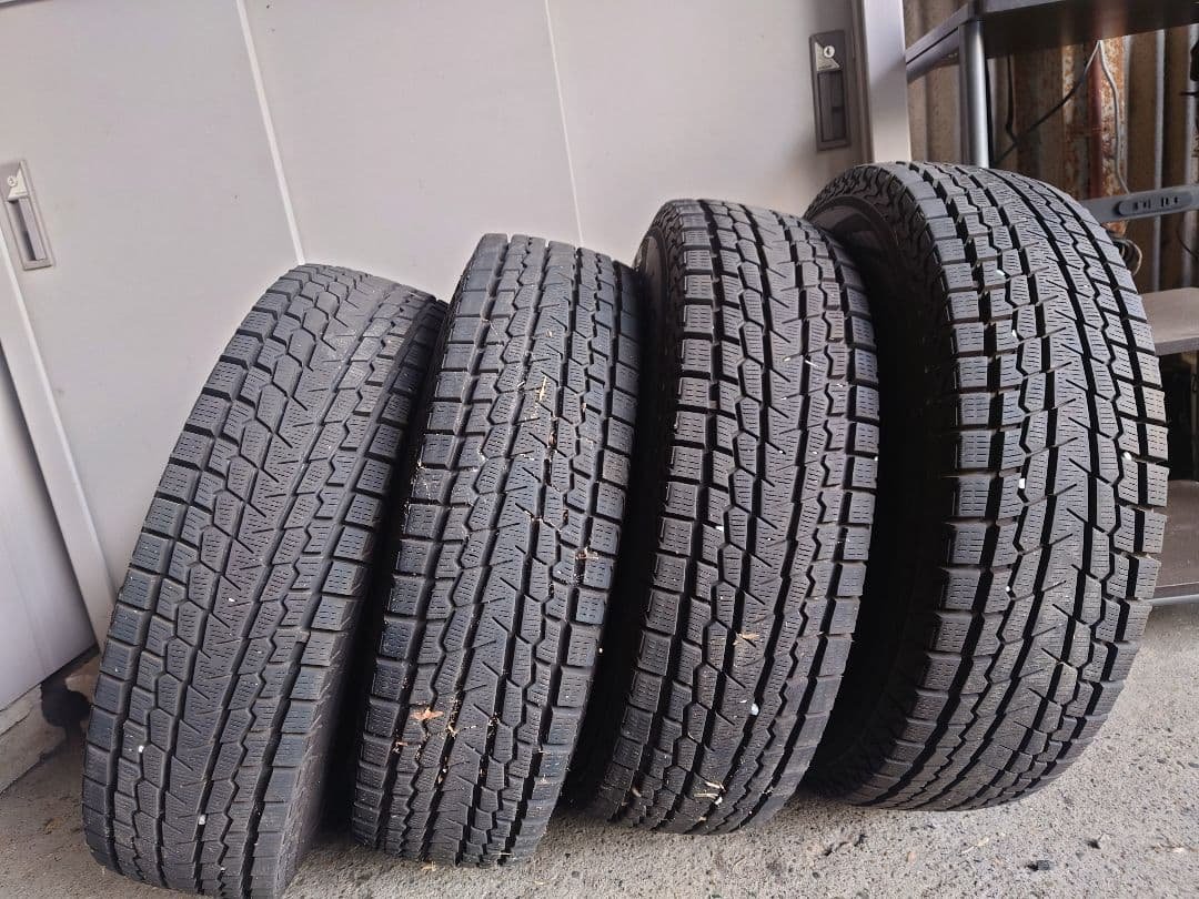 ヨコハマ iceGUARD G075 195/80R15107/105L LT
