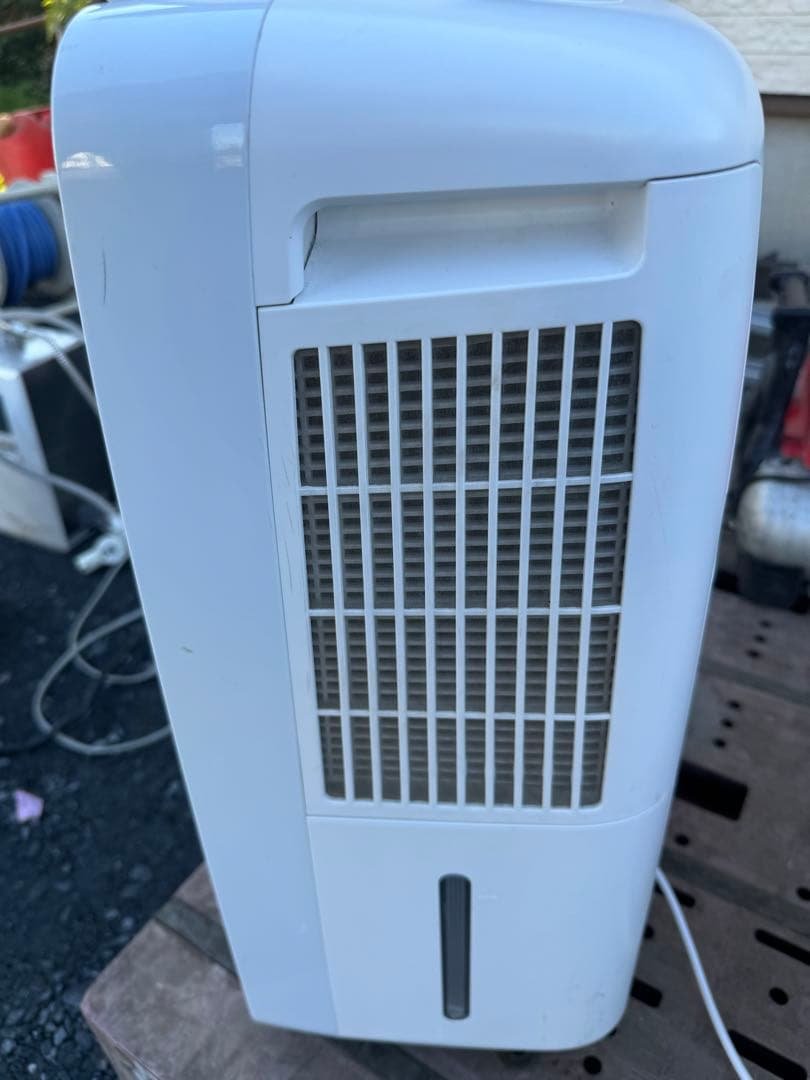 CM-N100-W SHARP 除湿機 ホワイト 2021年式