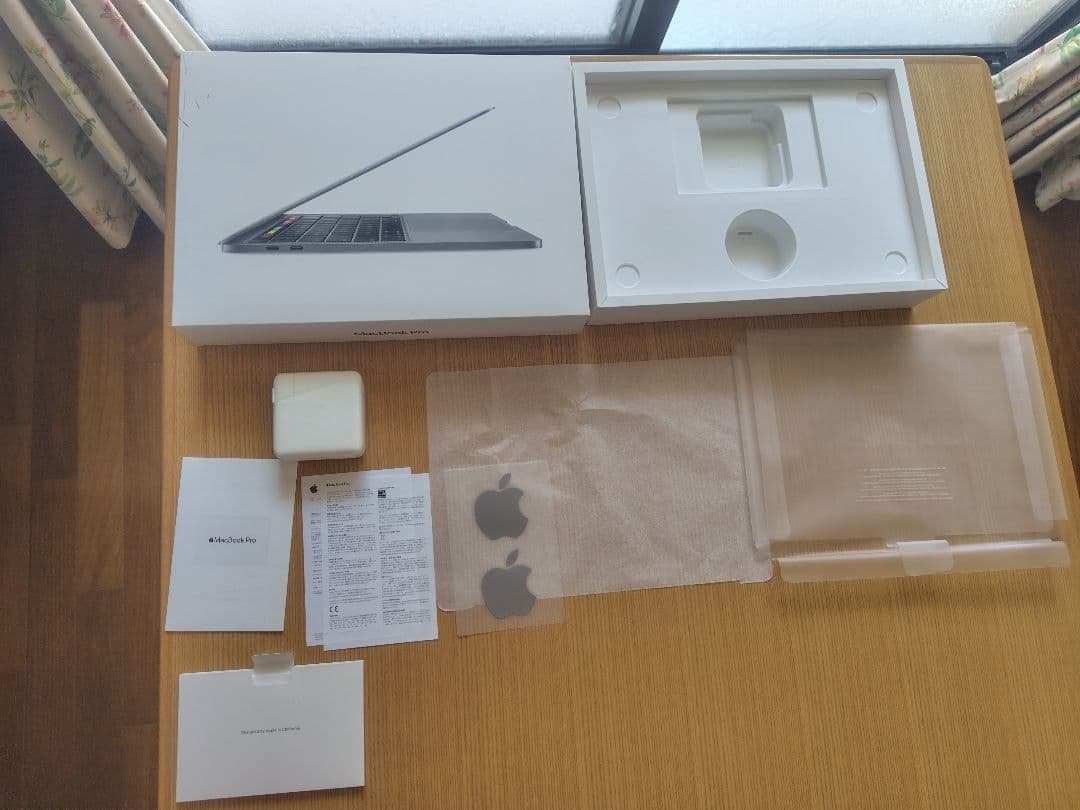 MacBook Pro 13 2020 i7 32GB 1TB 美品 100%