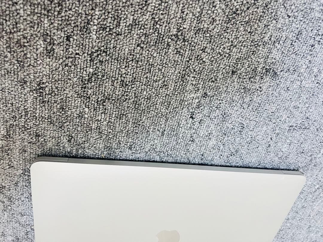 MacBook本体 Macbook Pro 2020 Core i7/16/512GB