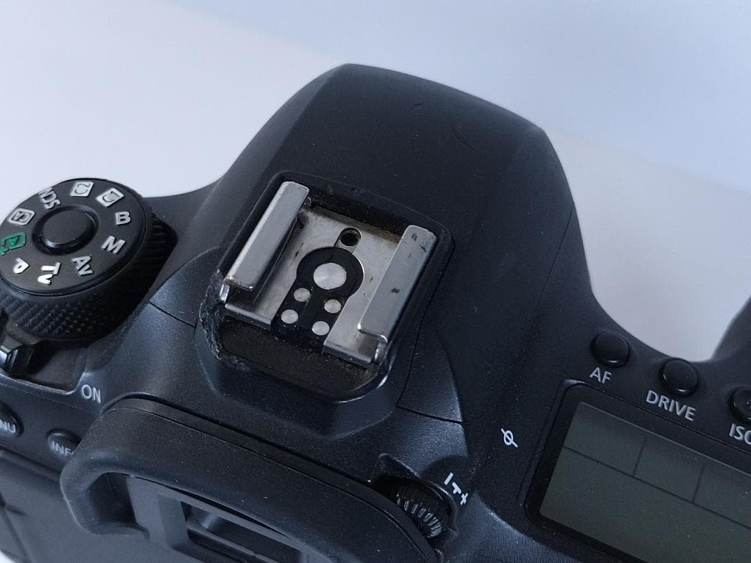動作品 Canon EOS 6D mark II 本体 純正バッテリー2 充電器