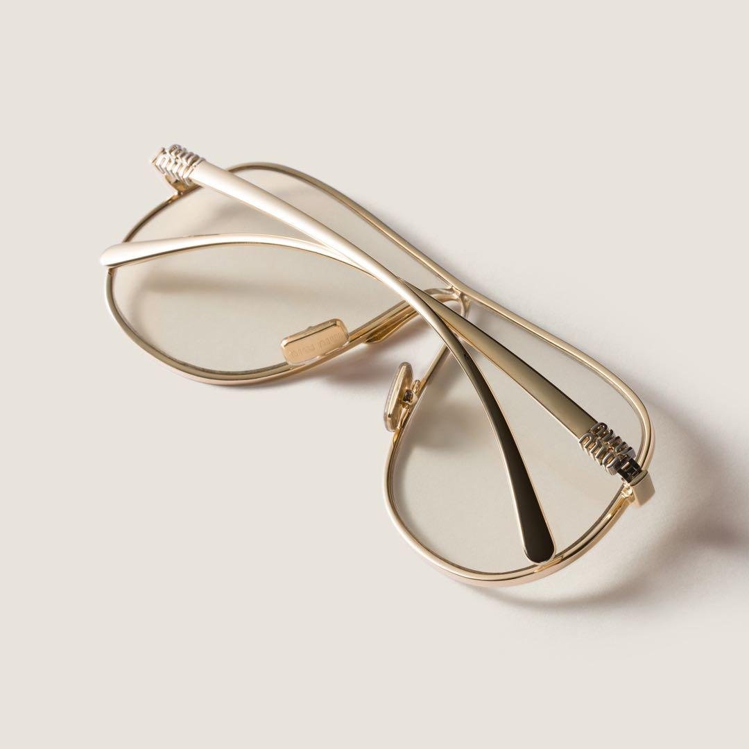 ミュウ オンブレ サングラス　eyewear メガネ　正規品　ミウッチャ プラダ