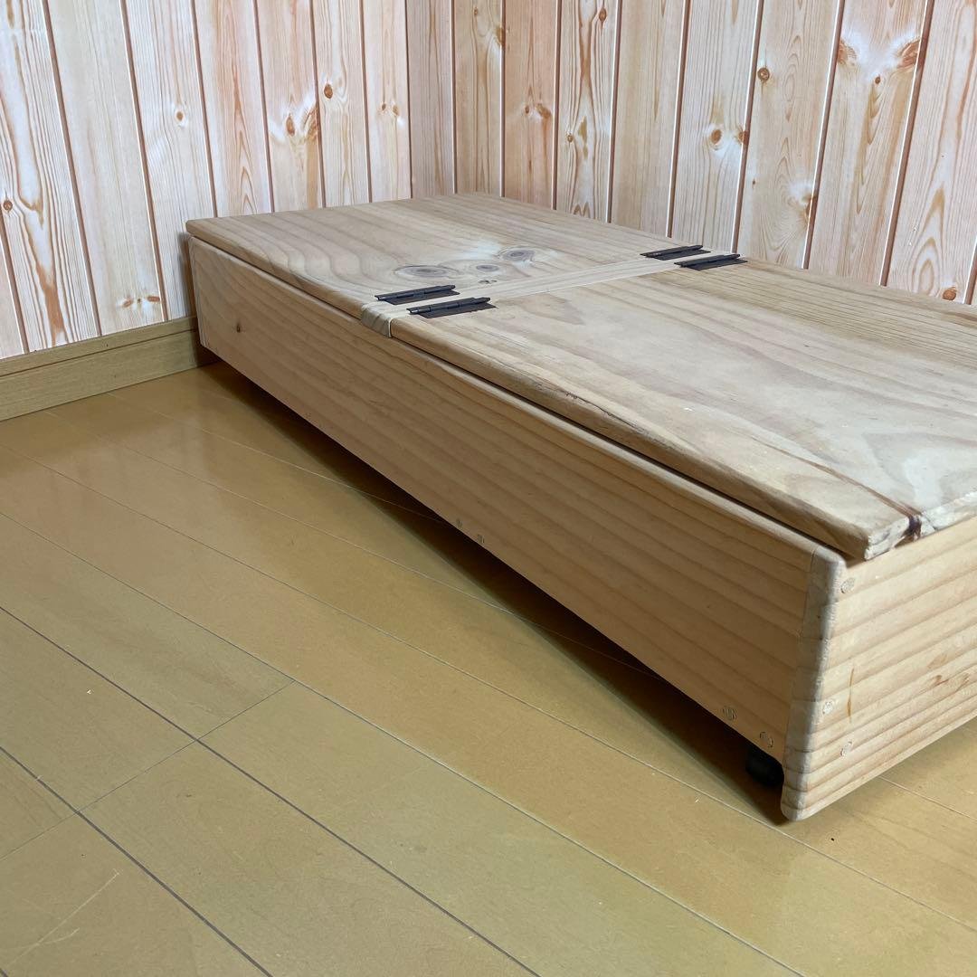 ベット下収納 ② 押入れ収納　衣装収納