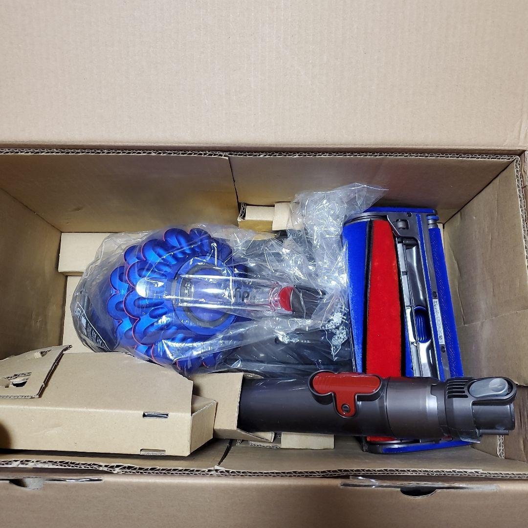 ほぼ新品 Dyson ballfluffy ダイソンボールフラフィcy24 ff
