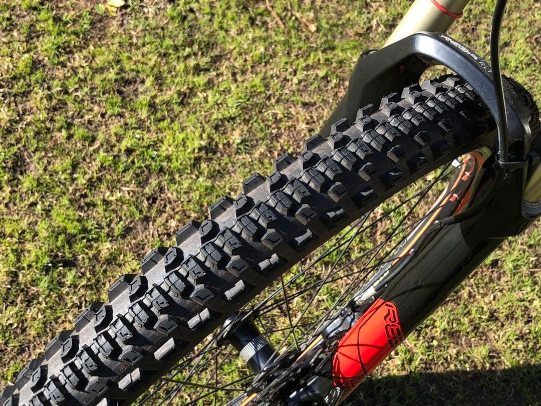 大幅値下げ！正規店購入SPECIALIZED STUMPJUMPER SLAM